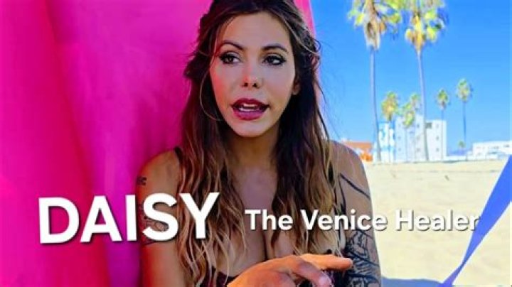 Daisy Davis: The Venice Healer Transforming Lives