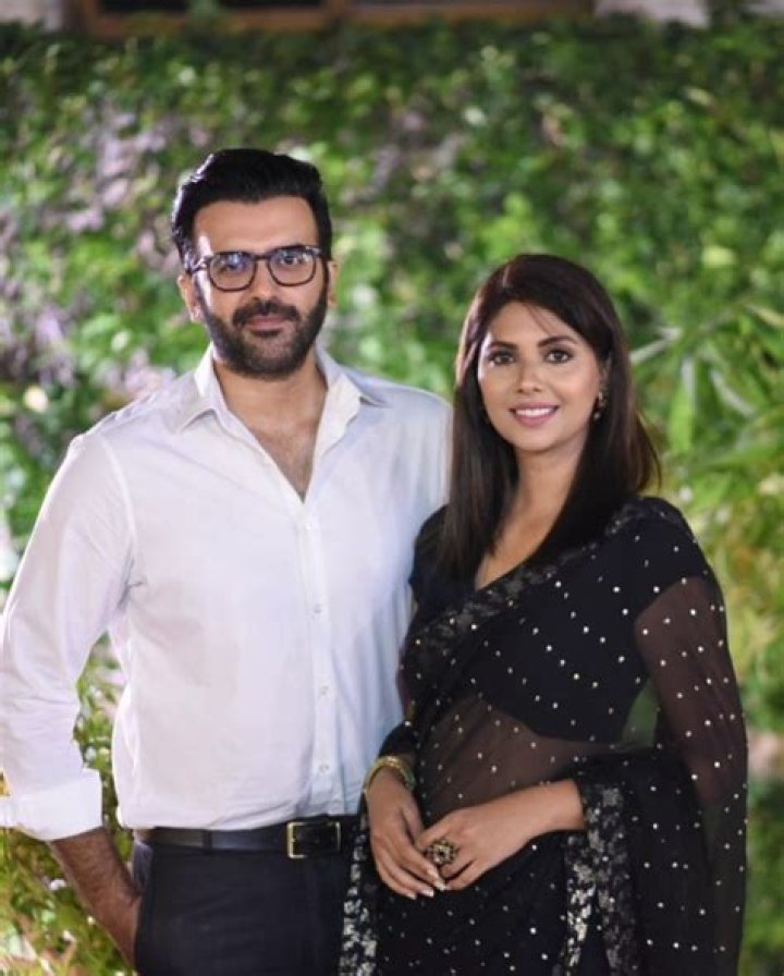 Unveiling Sunita Marshall: The Multi-Talented Star Of Pakistani Entertainment