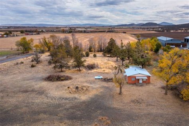 Discover The Hidden Gem: A Town For Sale In Oregon